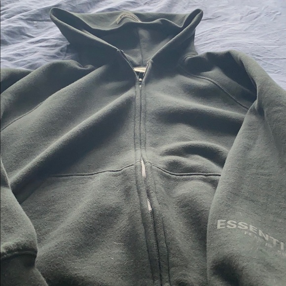Fear of God Essentials Hoodie - Picture 5 of 6